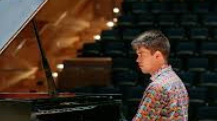 uni piano